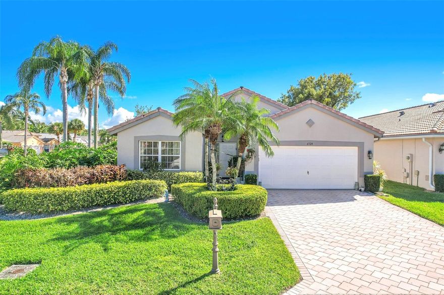 IMMACULATE OVERSIZED CORNER LOT in Lovely Lakeridge Greens, a ResortStyle Gated Community in Boynton! Soaring Cathedral Ceilings, Bright Natural Light, Flowing Spaces. Pristine Condition, Details Done w/ Excellence. Beautiful Windows throughout with lovely views of the Garden + Oversized Screened in Patio. Spacious Master Suite, Walk-in, Roman Tub, Dual Sinks + Separate Shower. Spectacular Kitchen with SolidWood Cabinets, Stone Counters, Newer Stainless Appliances + Endless Cabinet Space. Versatile Layout w/ Many Separate Spaces. 2-Car Garage, AC '20, Water Heater '23. SUPER LOW HOA, Includes Cable, Trash+Landscaping. Resort-Style Amenities: Clubhouse, Heated Pool, Jacuzzi, Tennis, Pickleball, Social. Prime Location: 5 Mins to Delray Marketplace, 10 to DT Delray, 15 to Beach. CALL TODAY!