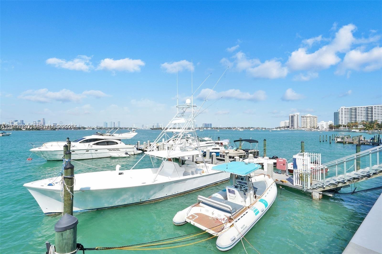 MIRADOR 1200 CONDO - Residential