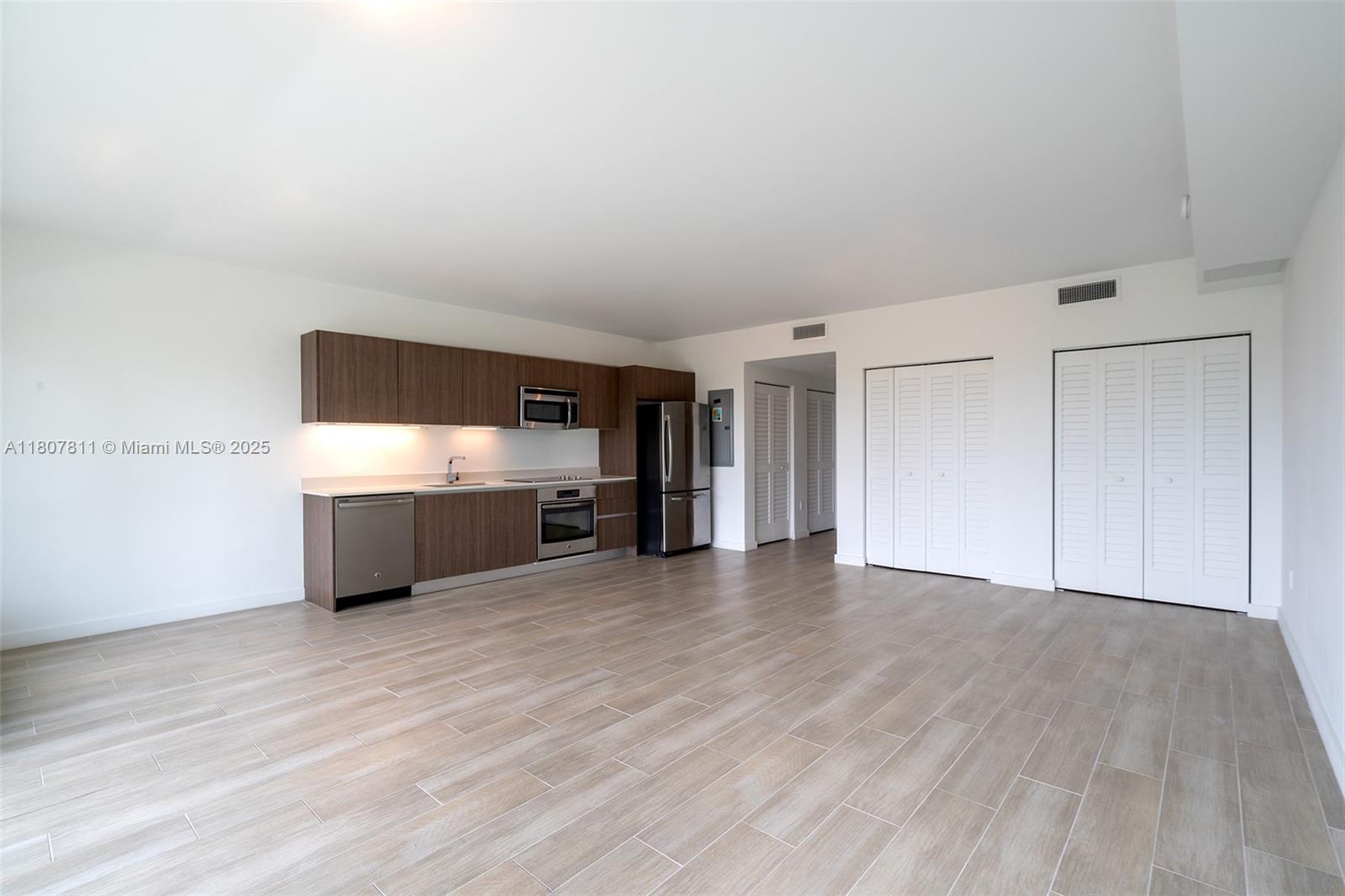 1600 SW 1st Ave 711
