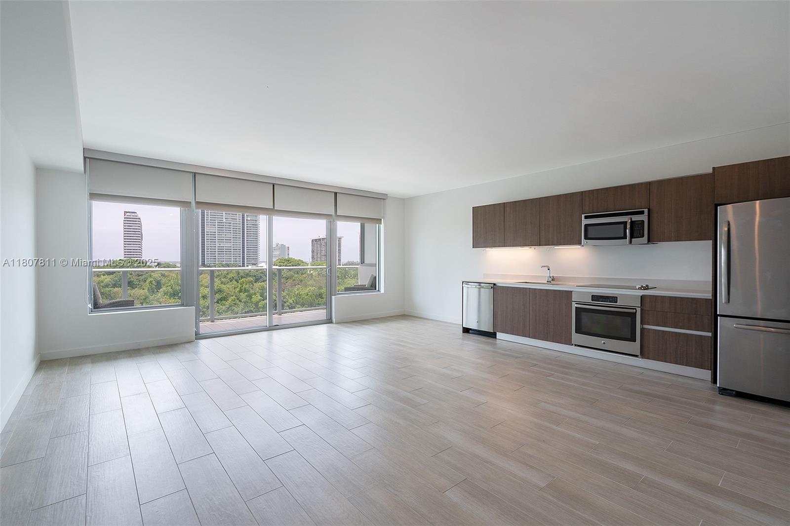 1600 SW 1st Ave 711