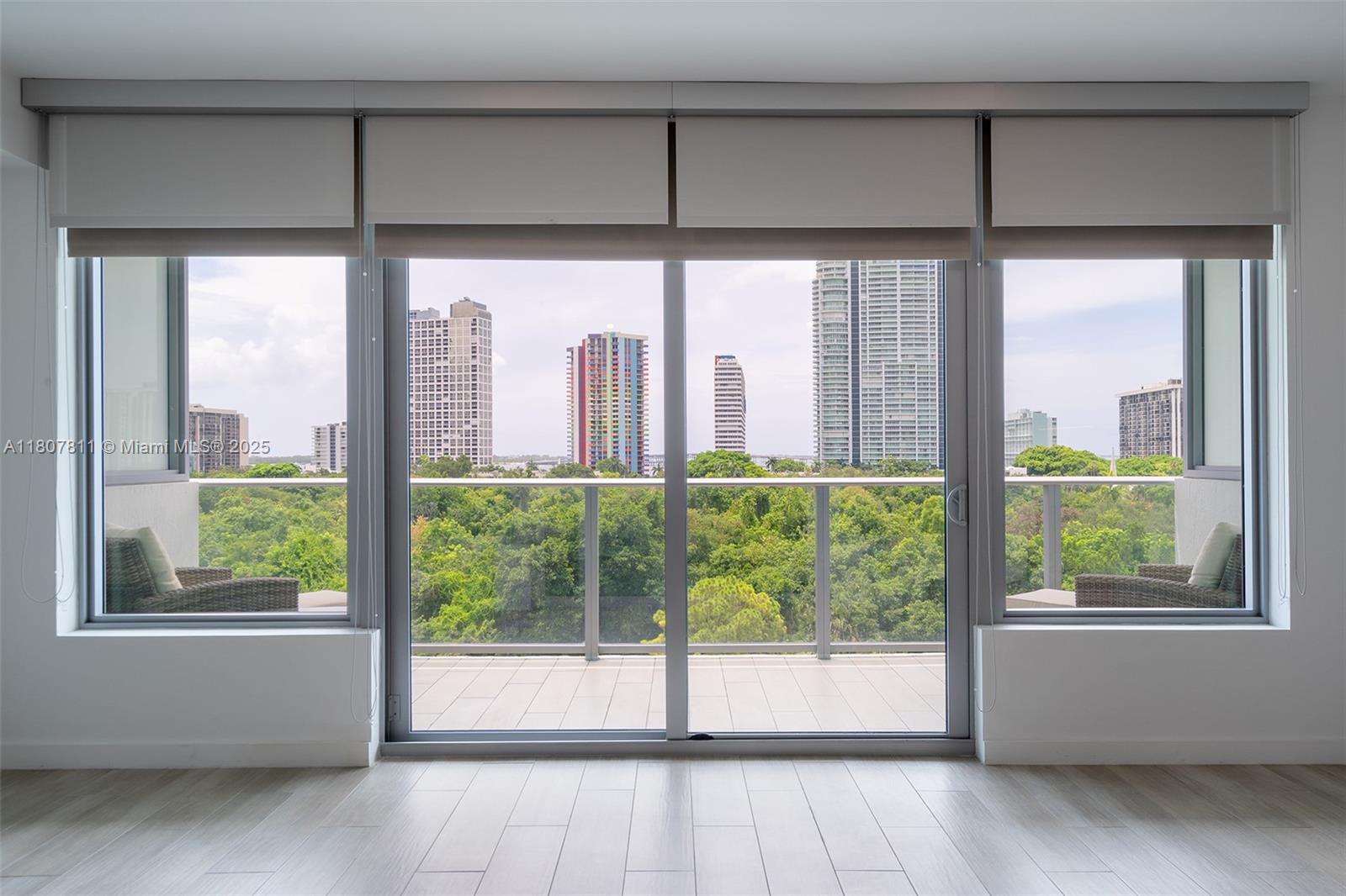 LE PARC AT BRICKELL CONDO - Residential