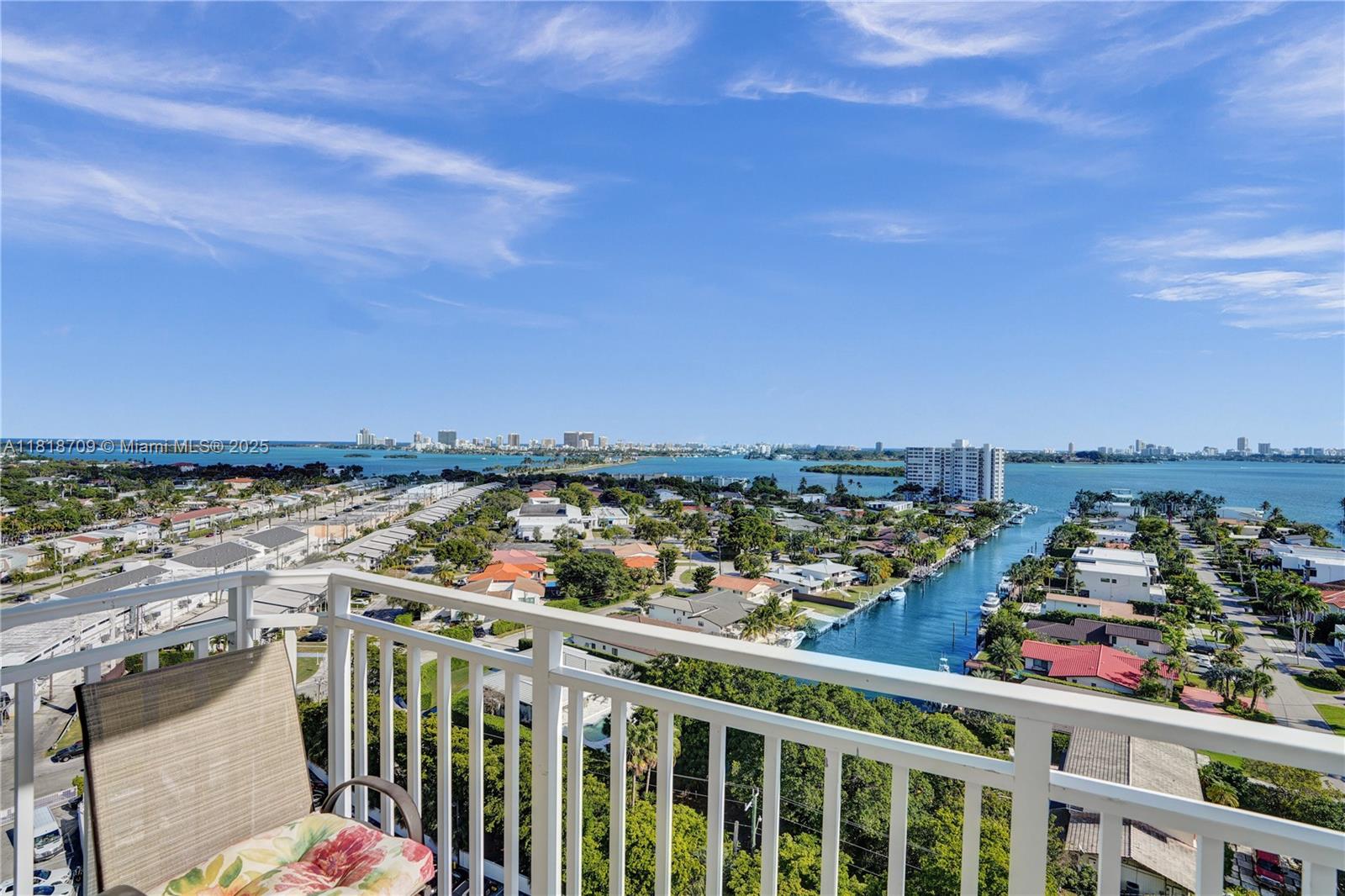 BAYVIEW TOWERS CONDO SOUT - Residential
