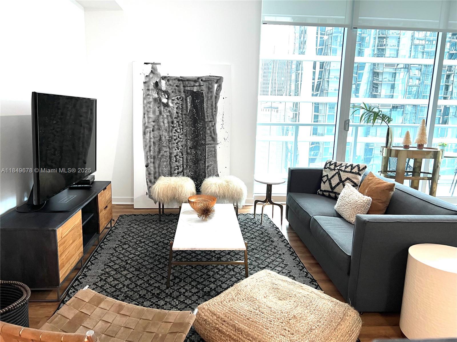 300 S Biscayne Blvd T-1602