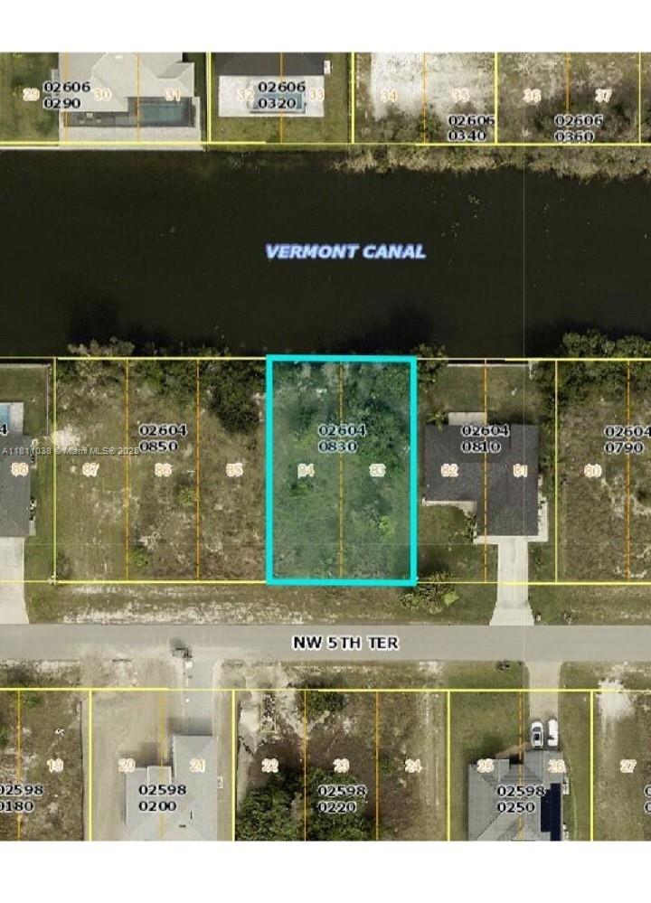 Residential Vacant lot located at Lee County/ Cape Coral it has aproximate 80x125 ft. Back view to the canal. around new construction, short distance to schools, restaurants, shopping centers and beaches. Access to water and sewer.