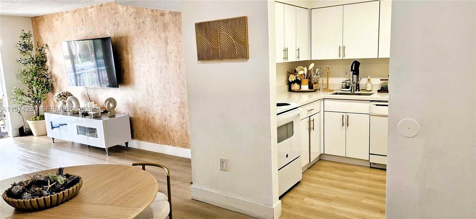 DORAL GARDENS II CONDO - Residential