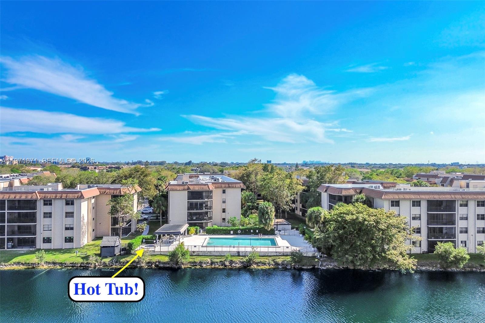 SUMMERTREE VILG CALIF CL - Residential