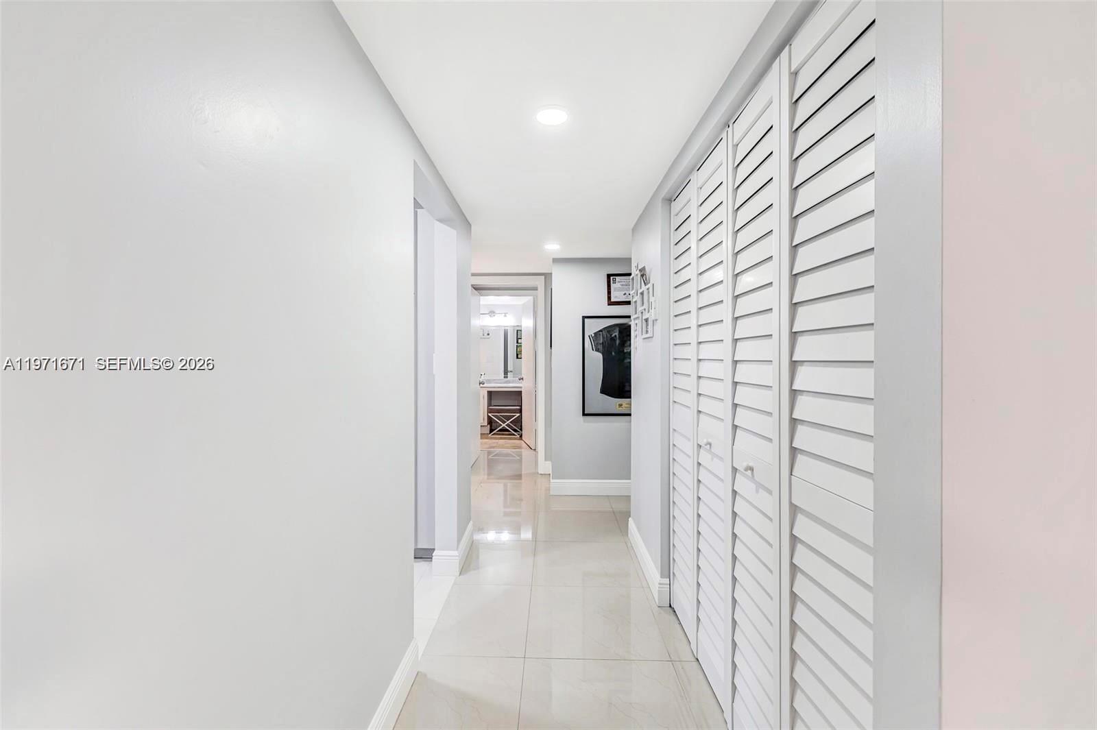 SUMMERTREE VILG CALIF CL - Residential