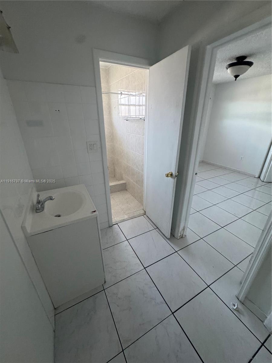 SWEETWATER GROVES .14 AC - Residential Income