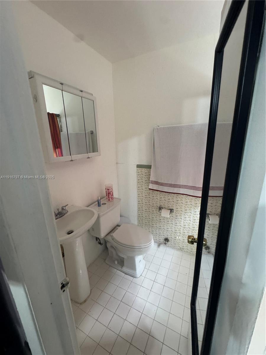 SWEETWATER GROVES .14 AC - Residential Income