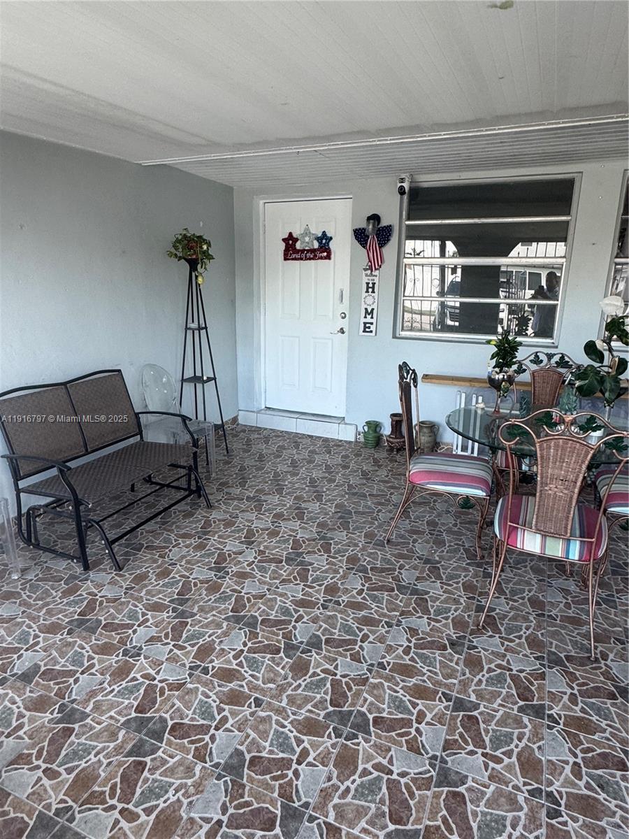 SWEETWATER GROVES .14 AC - Residential Income