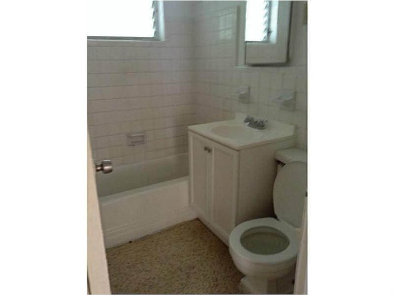 35 53 41 HIGHLAND PARK - Residential Lease