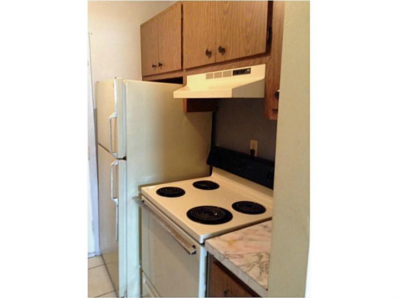 35 53 41 HIGHLAND PARK - Residential Lease