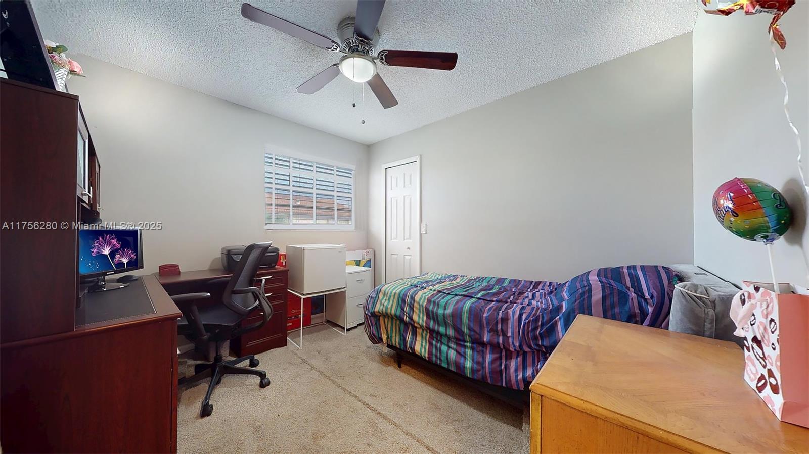 LAMBIANCE TOWNHOMES KENDA - Residential