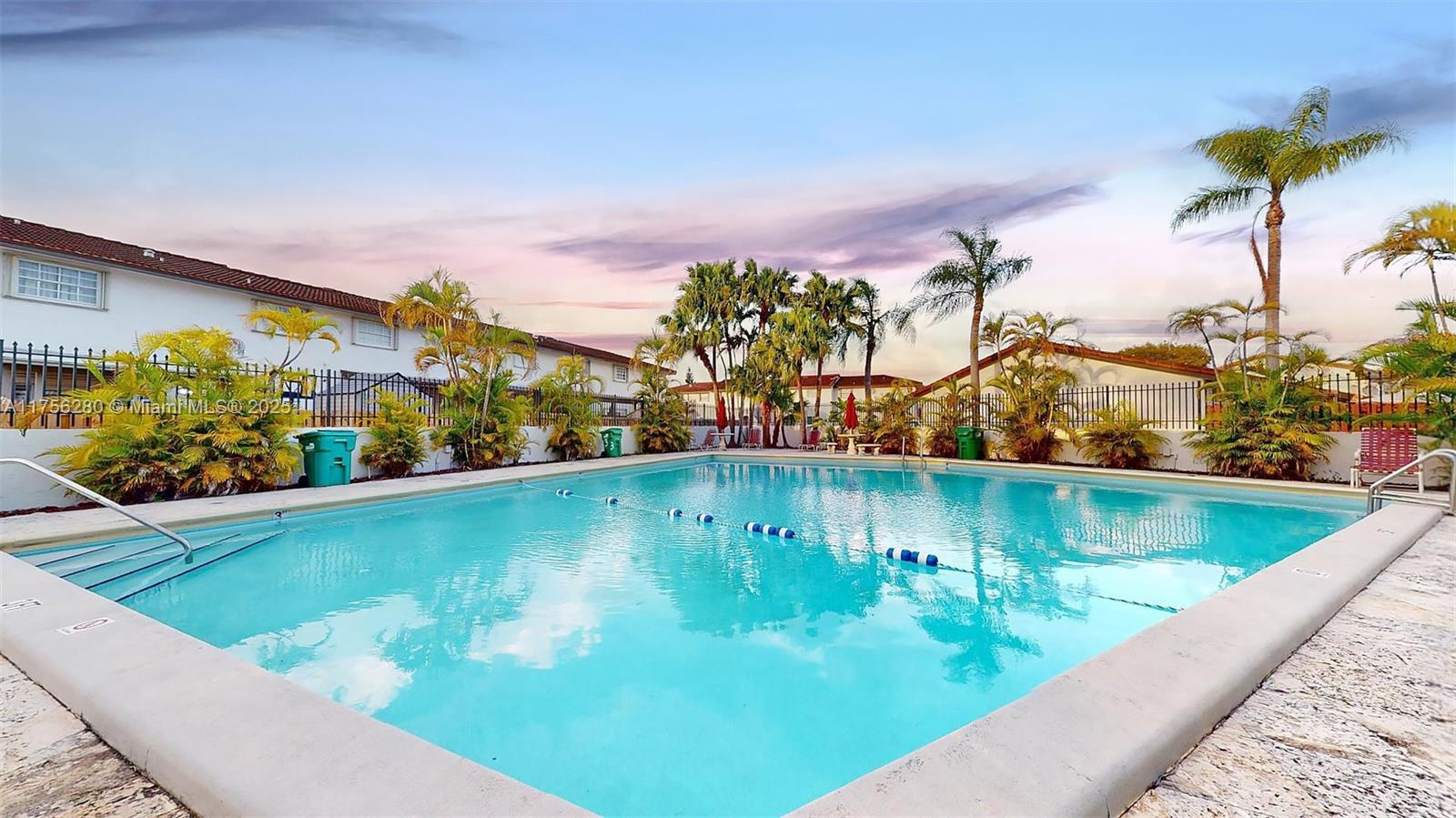 LAMBIANCE TOWNHOMES KENDA - Residential
