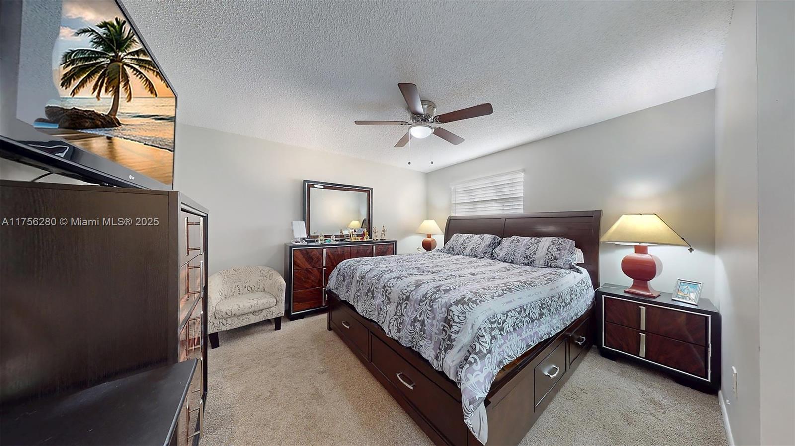 LAMBIANCE TOWNHOMES KENDA - Residential
