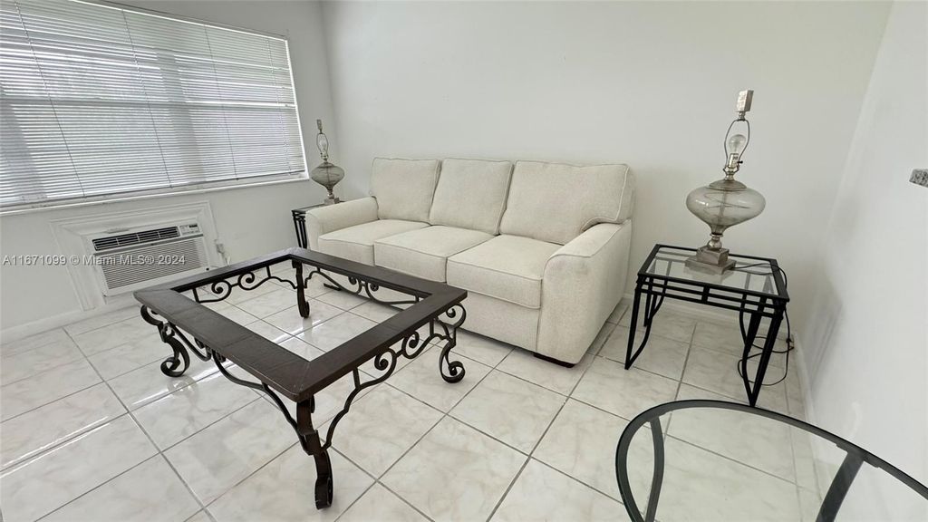 Photo of 163 Coventry G #163, West Palm Beach, FL 33417 (MLS # A11671099)