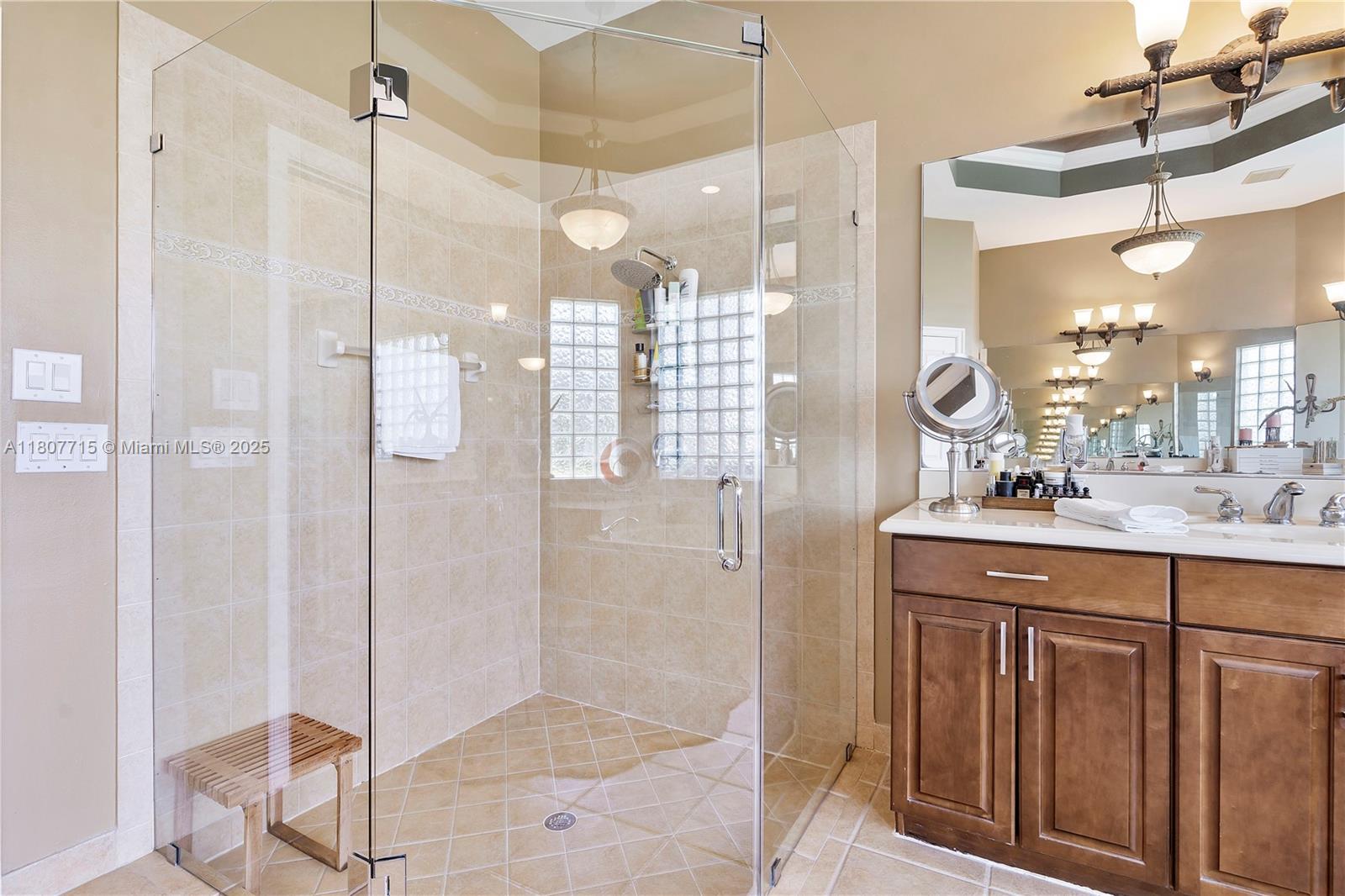 RIVERSTONE - Residential