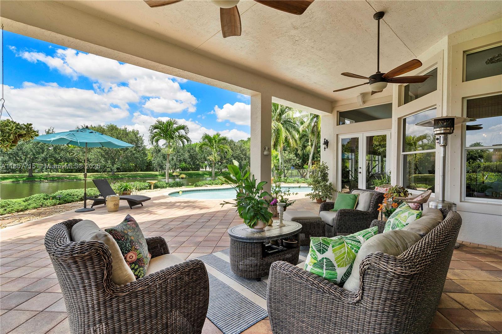 RIVERSTONE - Residential