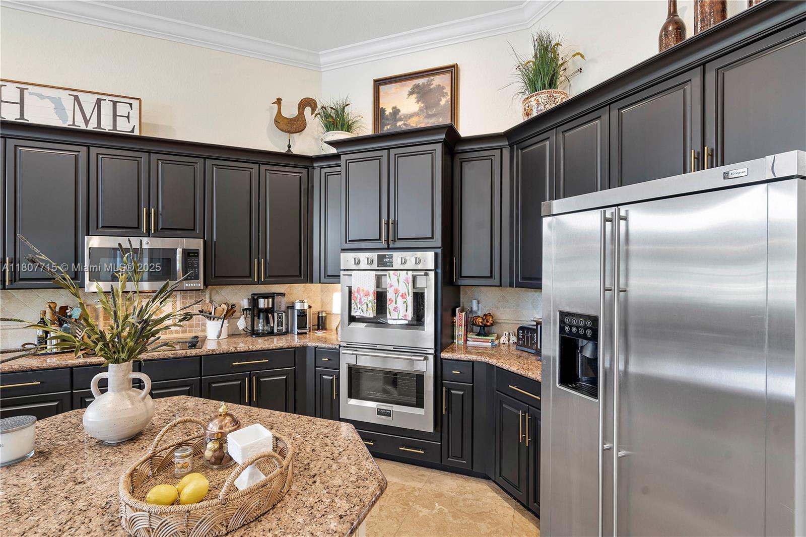 RIVERSTONE - Residential