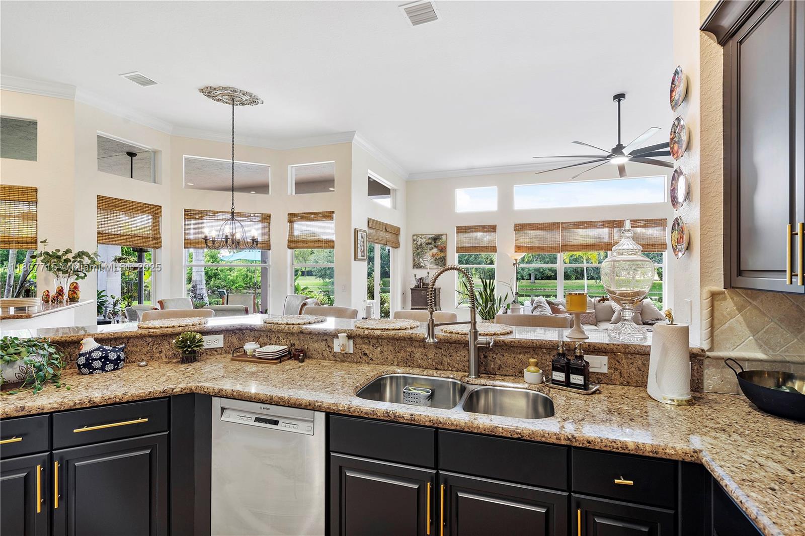 RIVERSTONE - Residential