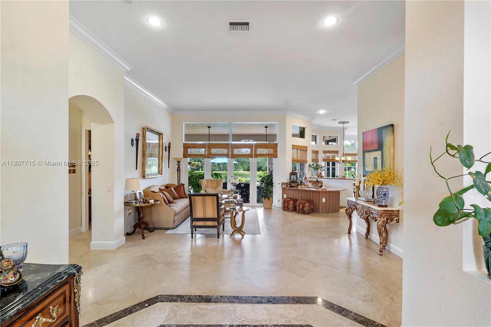 RIVERSTONE - Residential