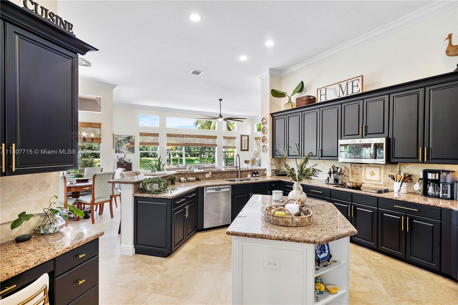 RIVERSTONE - Residential