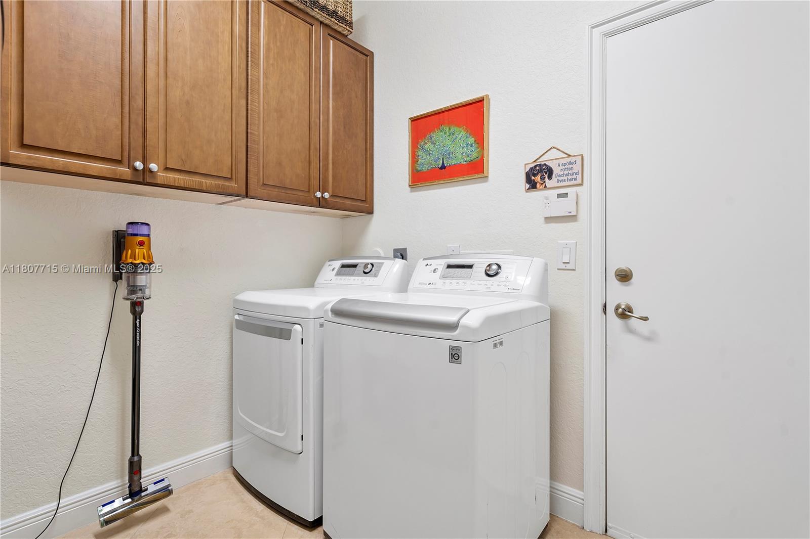 RIVERSTONE - Residential