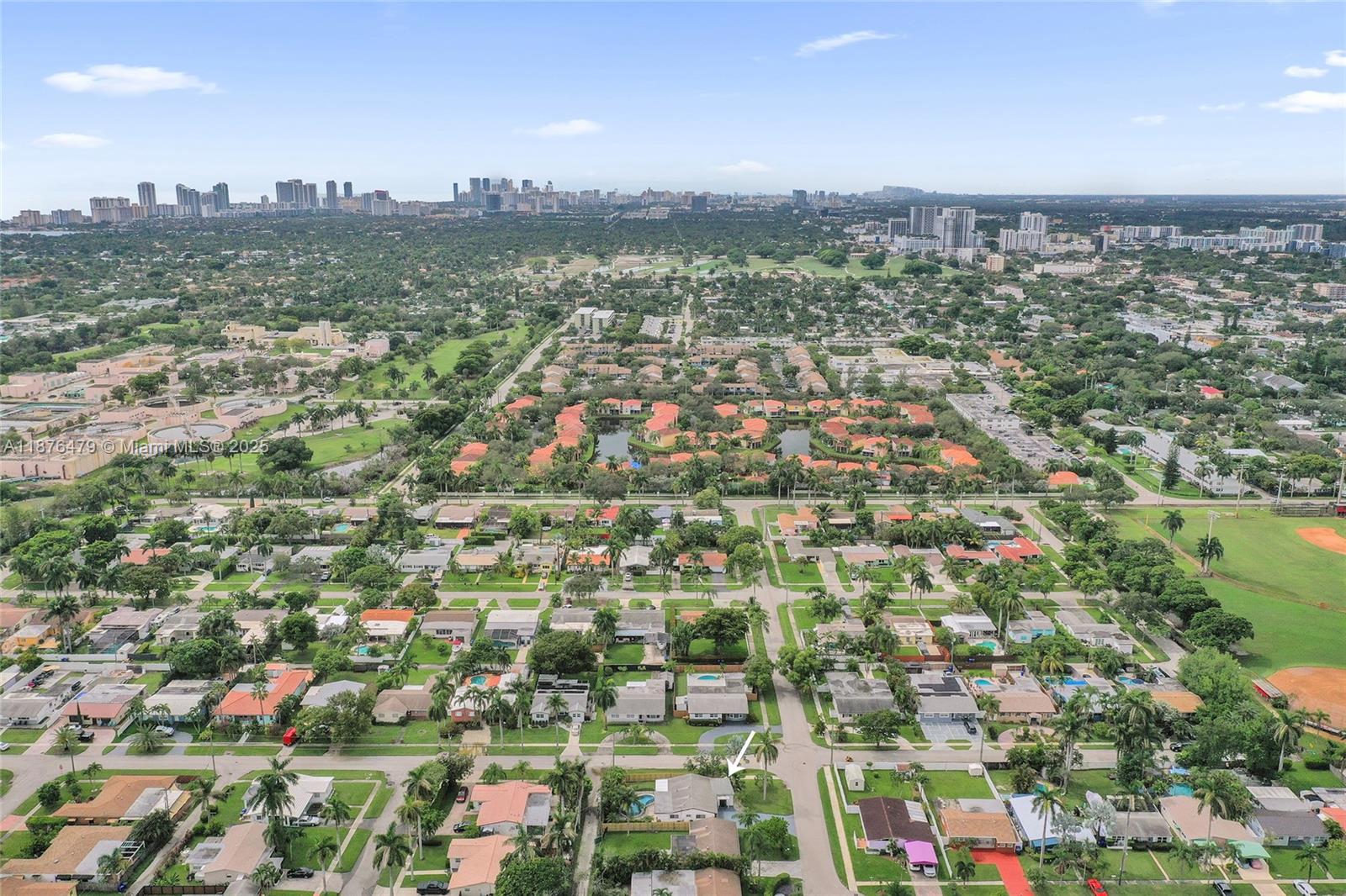 HOLLYWOOD HOMESITES SECON - Residential