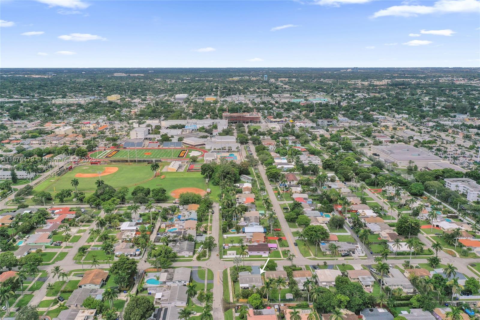 HOLLYWOOD HOMESITES SECON - Residential