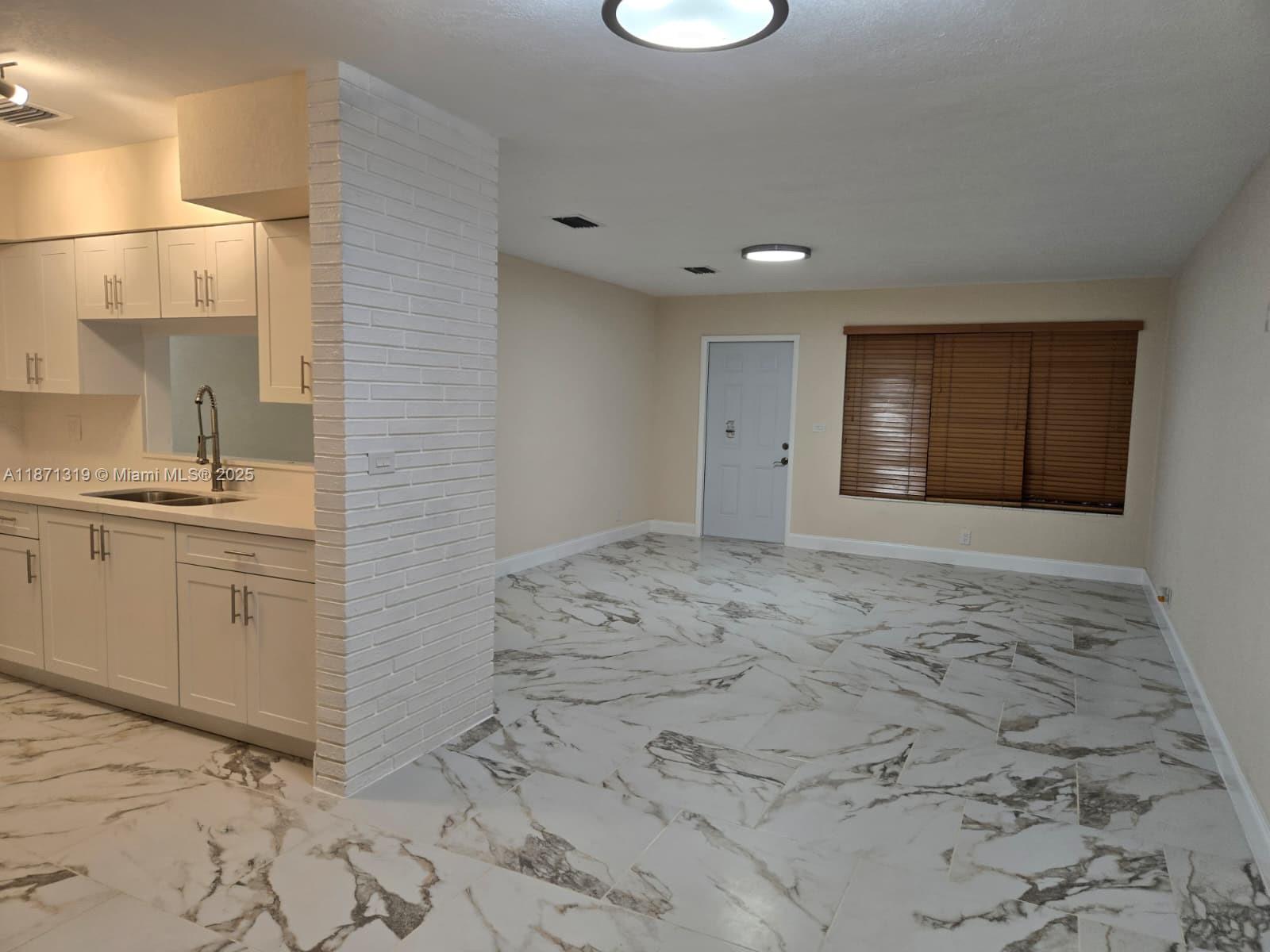 DRIFTWOOD ACRES NO 18 - Residential