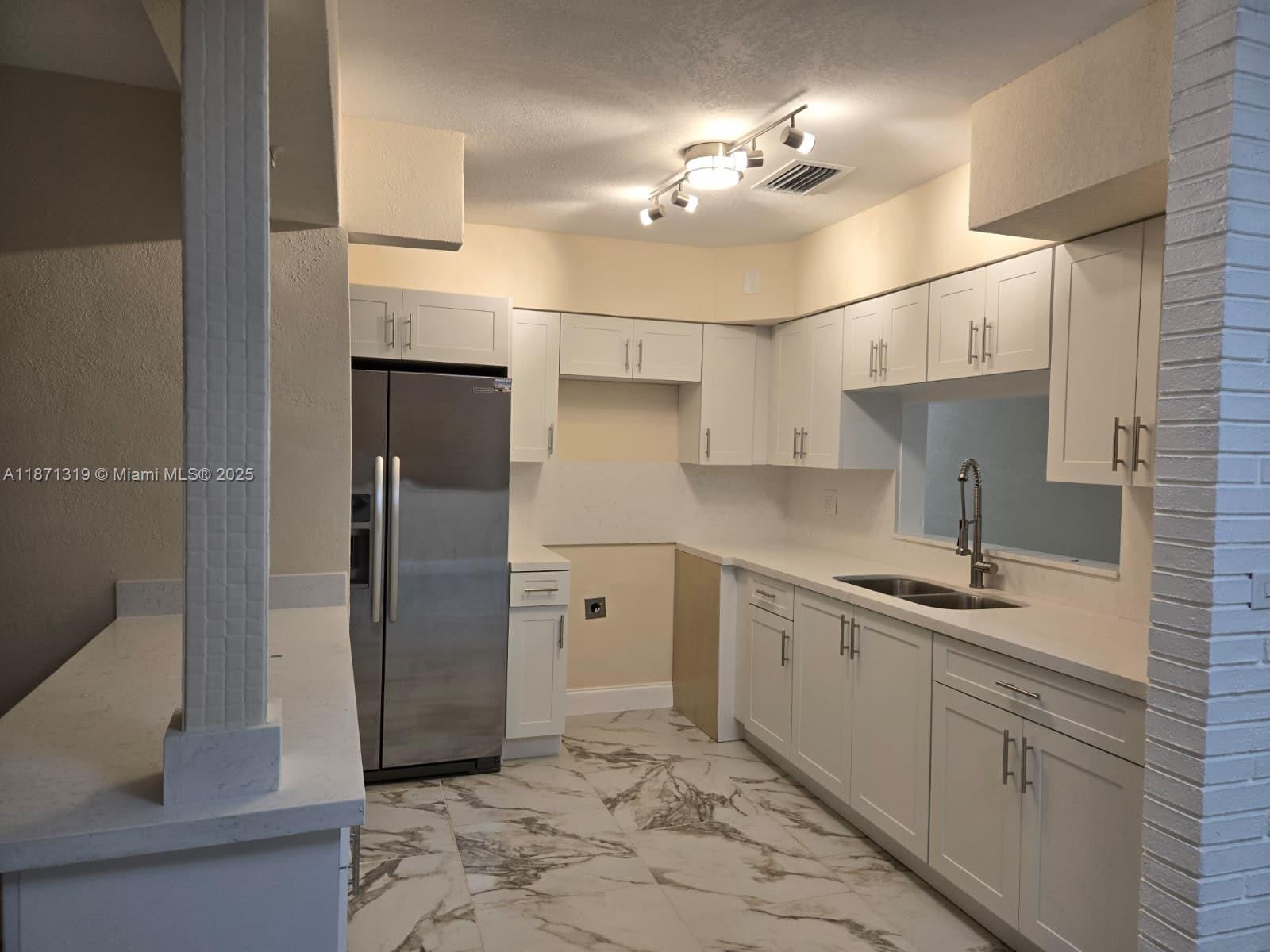 DRIFTWOOD ACRES NO 18 - Residential