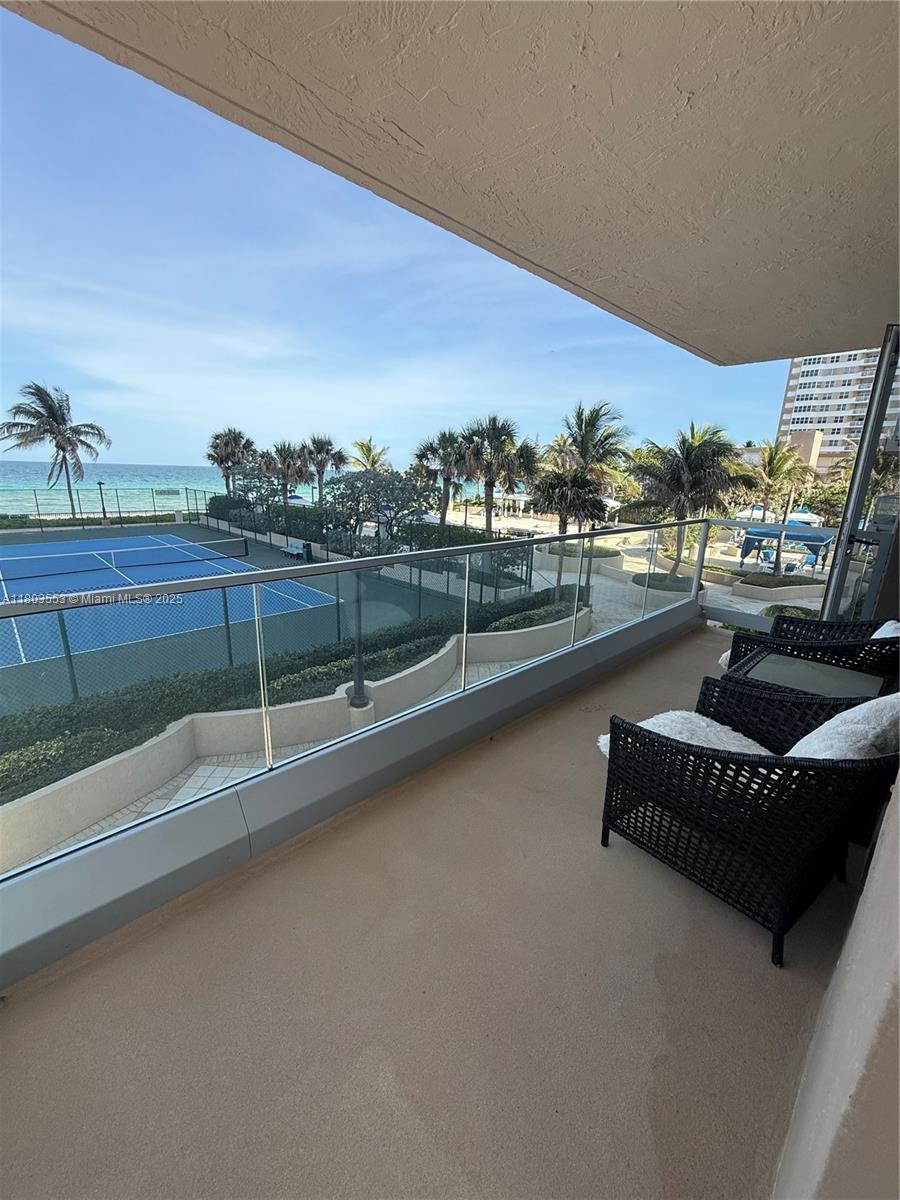 MALAGA TOWERS CONDO - Residential