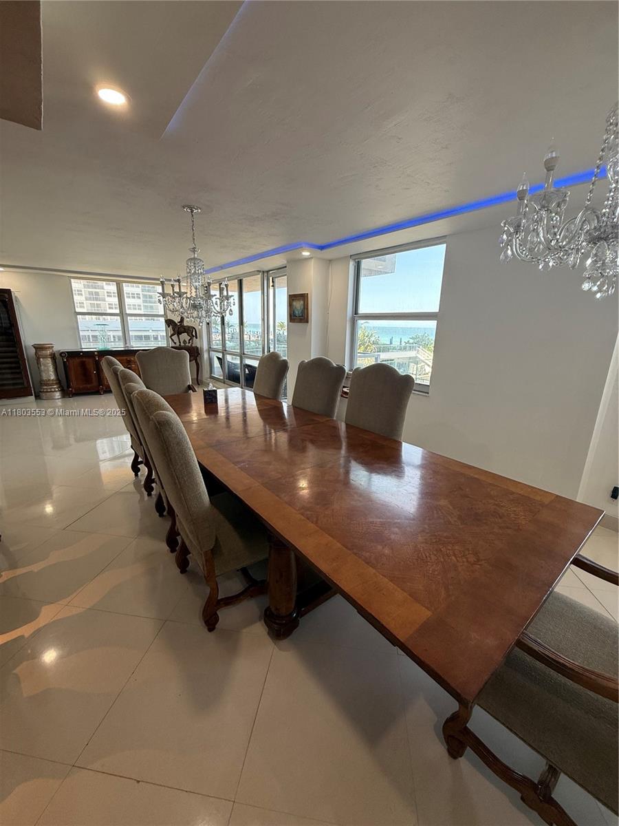 MALAGA TOWERS CONDO - Residential