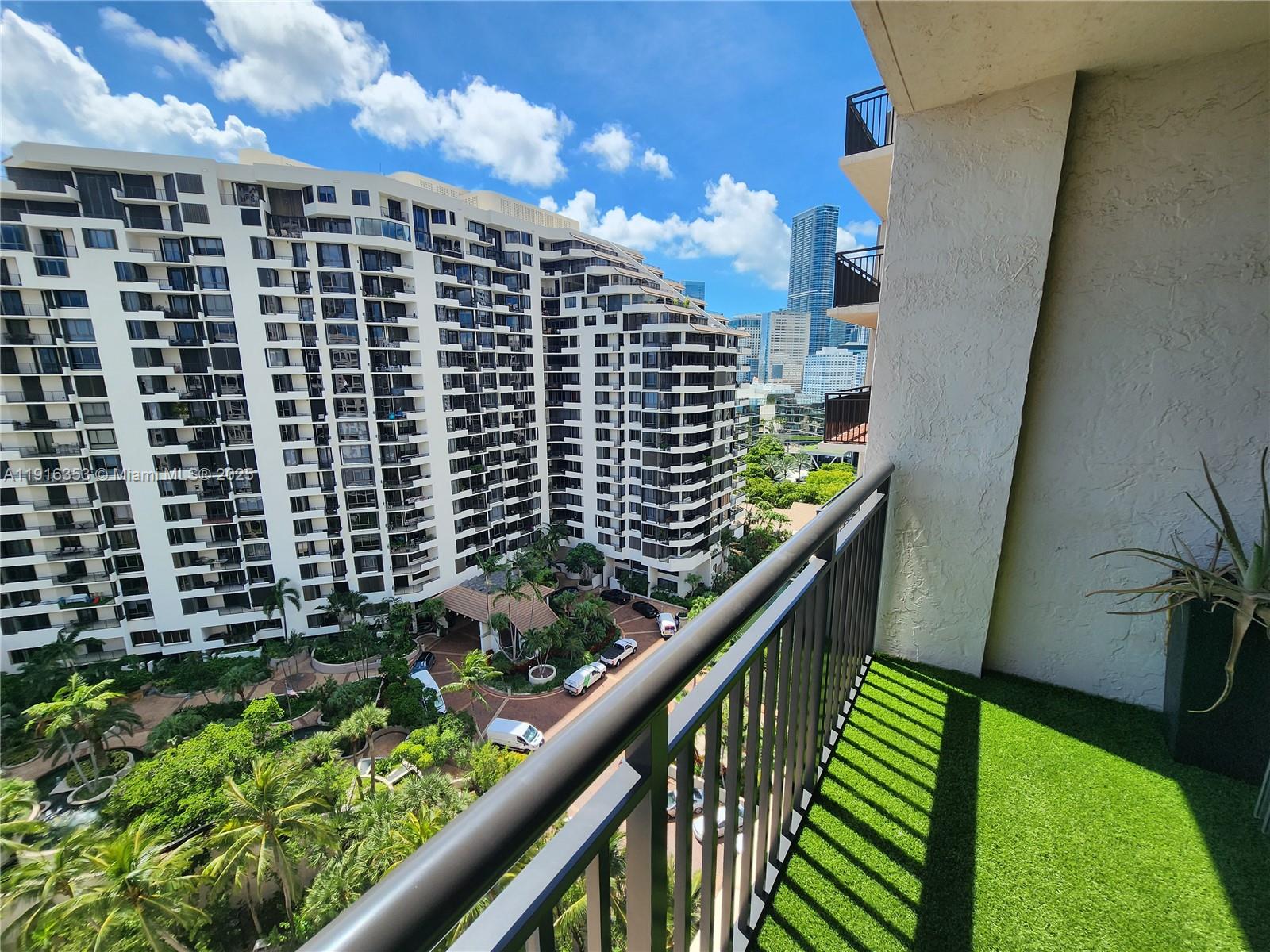 BRICKELL KEY II CONDO - Residential Lease