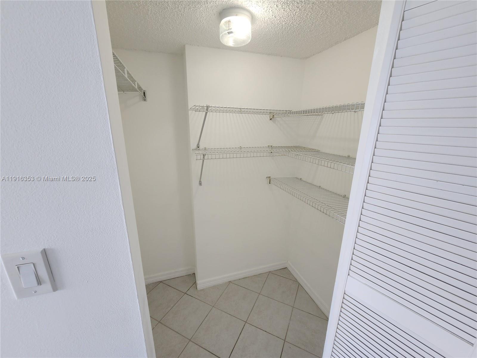 BRICKELL KEY II CONDO - Residential Lease