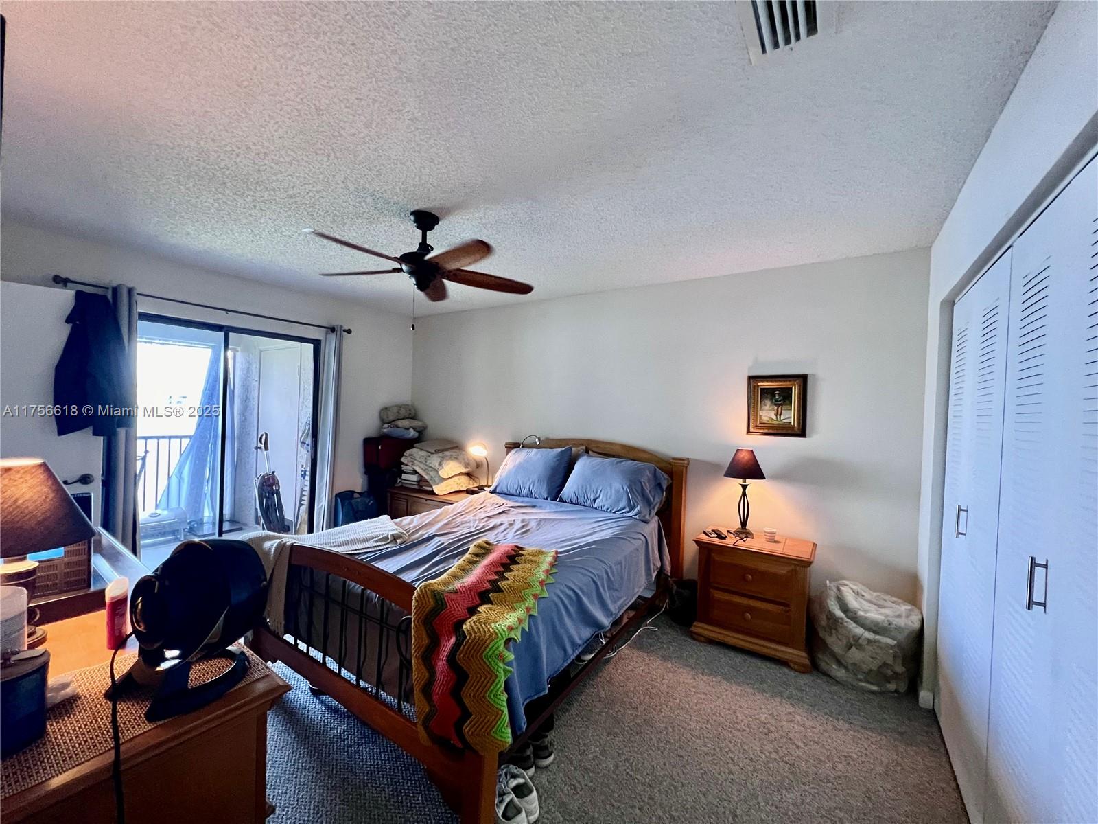 LAKESHORE CONDO 7 - Residential