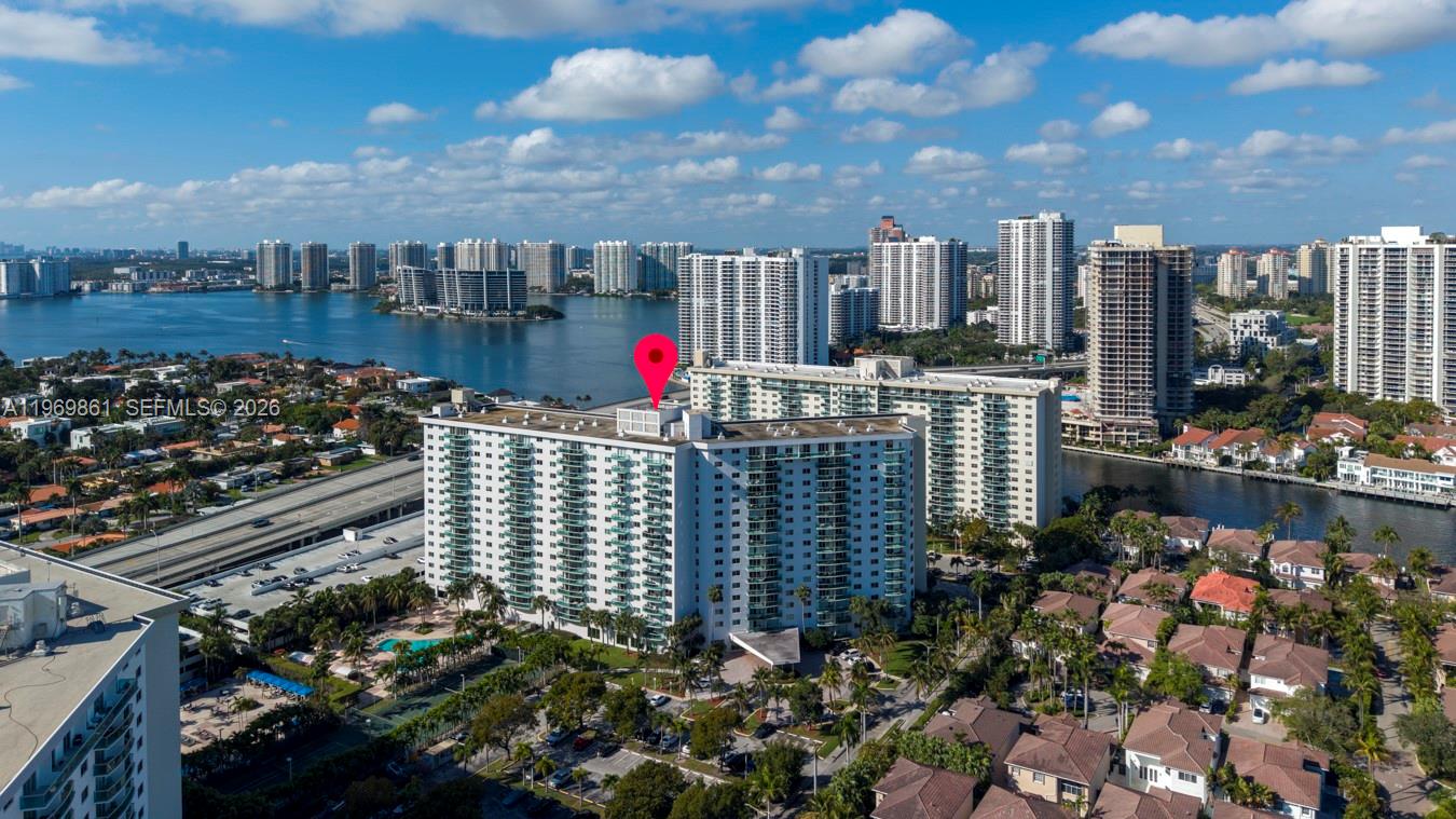 OCEANVIEW BUILDING B COND - Residential