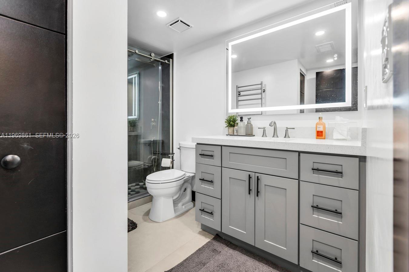 OCEANVIEW BUILDING B COND - Residential