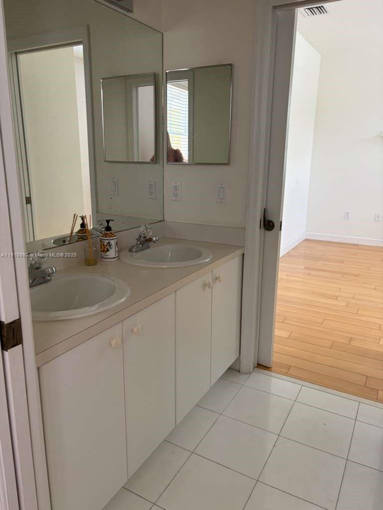 ISLANDS AT DORAL NORTHWES - Residential Lease