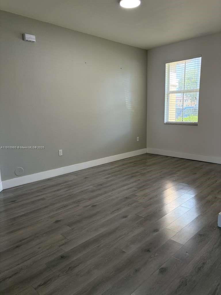 ISLANDS AT DORAL NORTHWES - Residential Lease