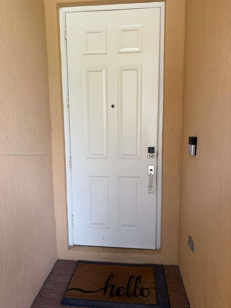 ISLANDS AT DORAL NORTHWES - Residential Lease