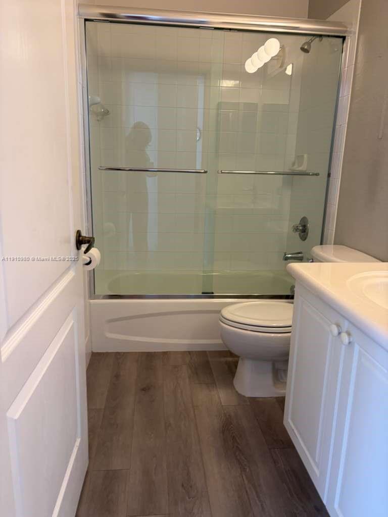 ISLANDS AT DORAL NORTHWES - Residential Lease