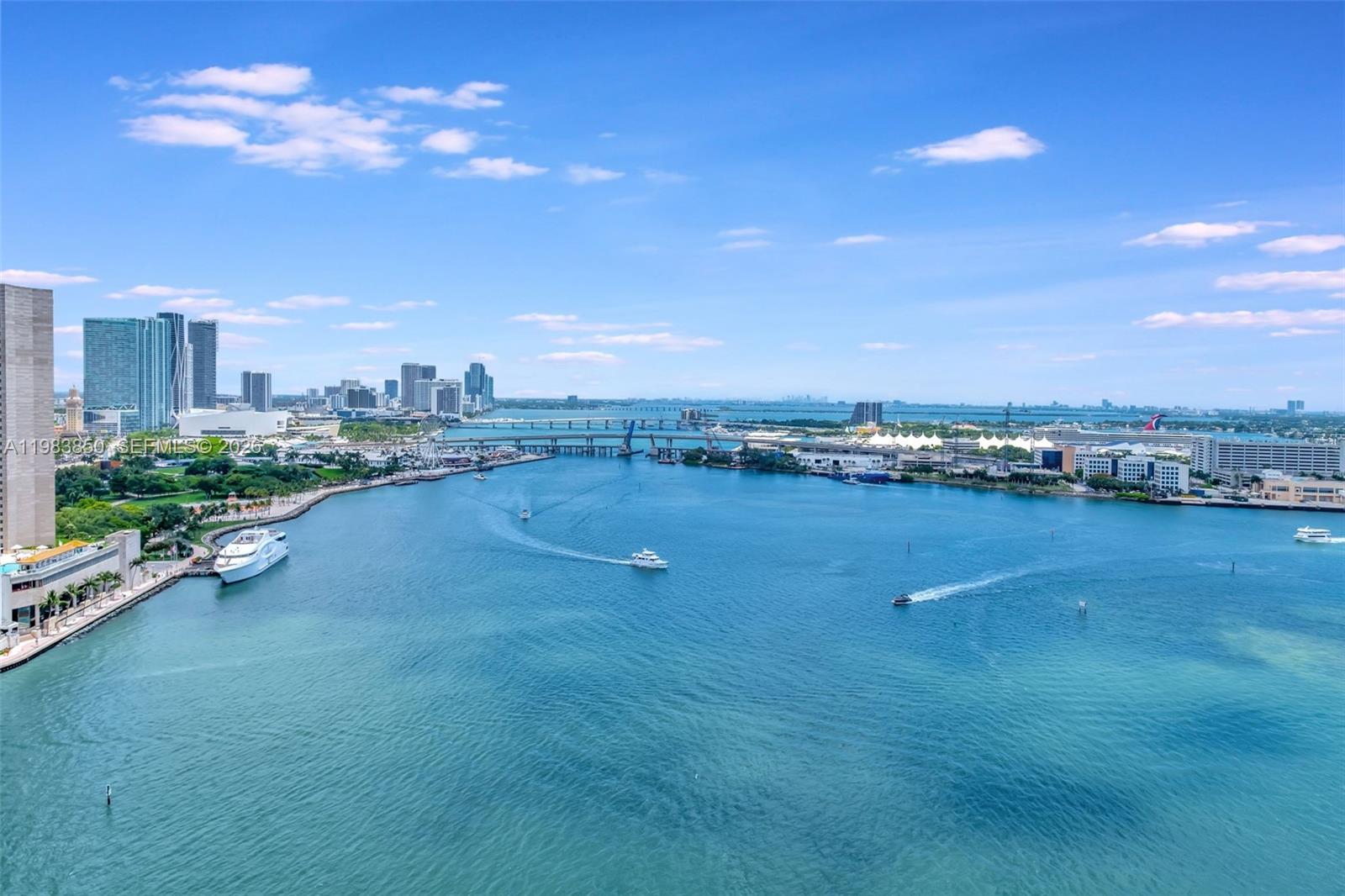 THREE TEQUESTA POINT COND - Residential