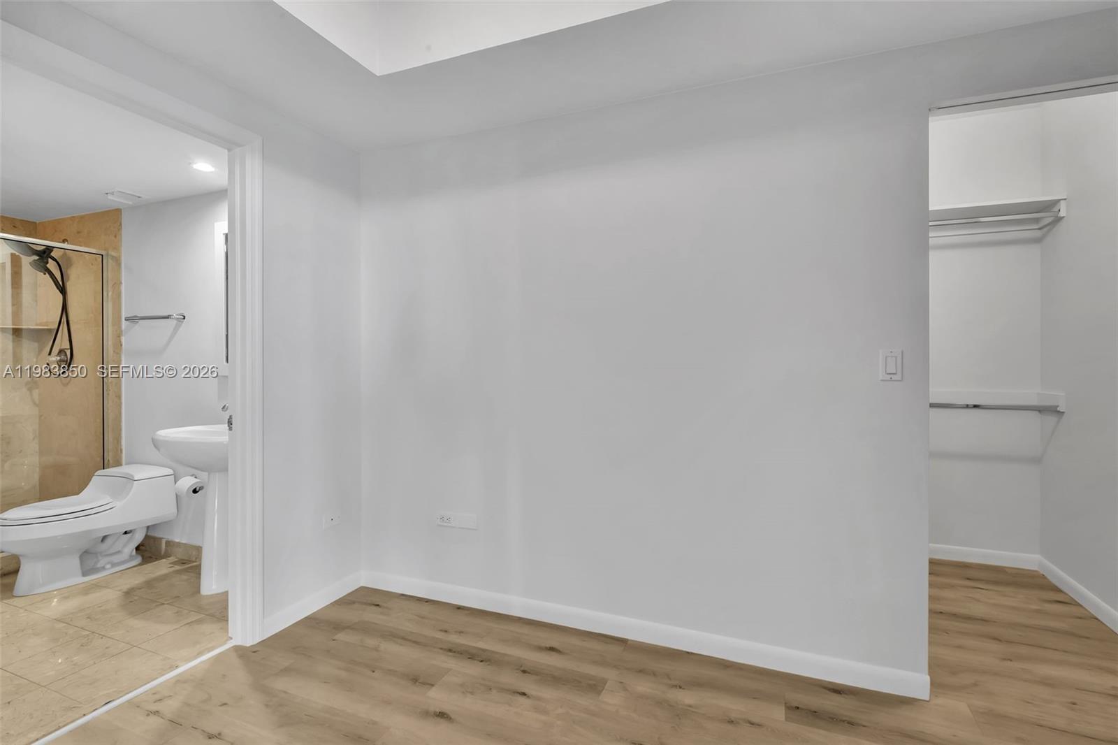 THREE TEQUESTA POINT COND - Residential