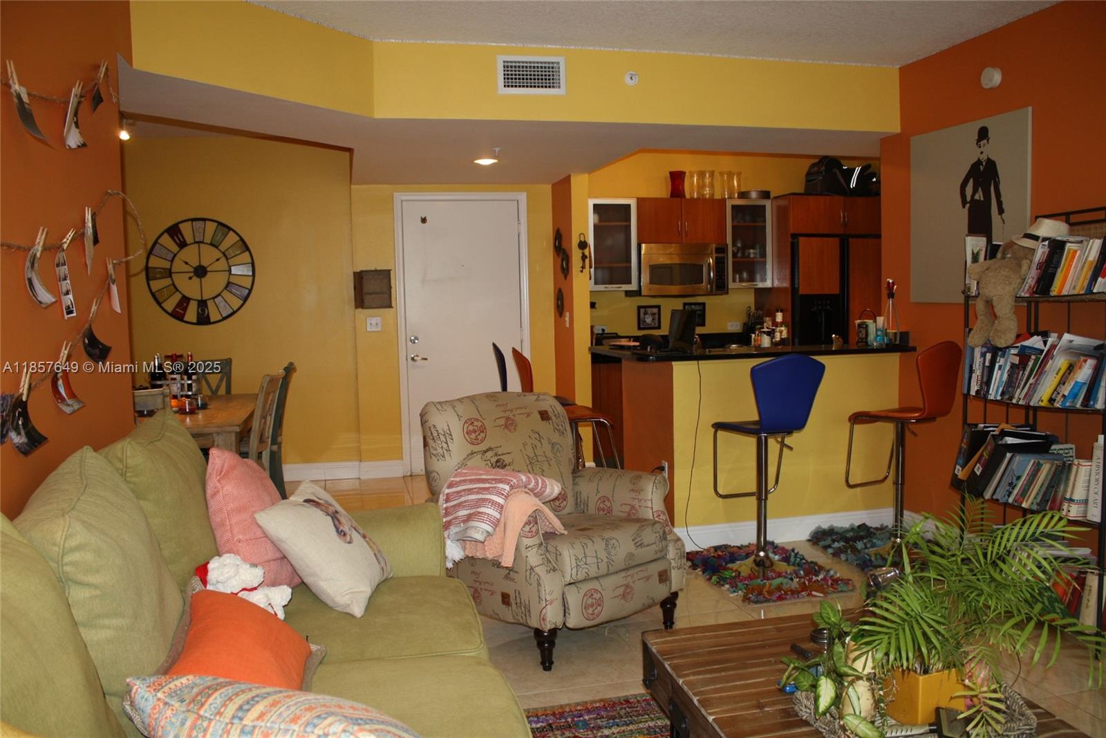 VENTURE AT AVENTURA EAST - Residential