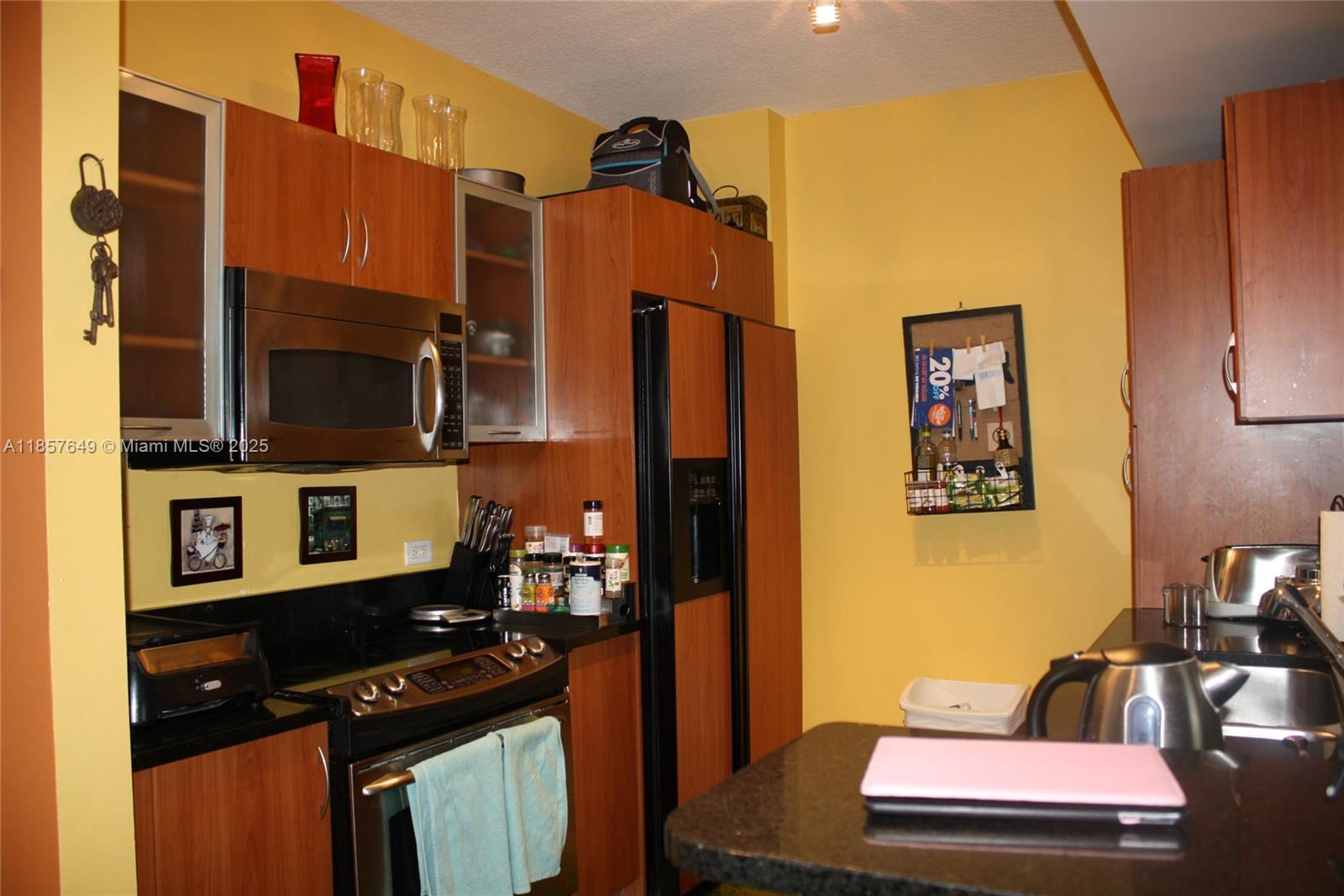 VENTURE AT AVENTURA EAST - Residential