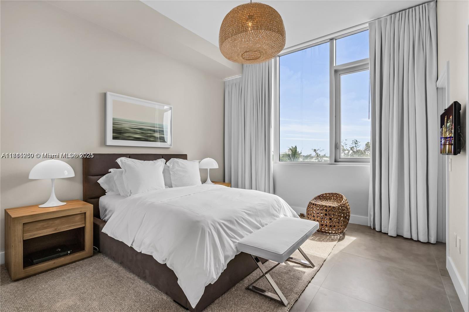 PARAISO BAY CONDO - Residential Lease