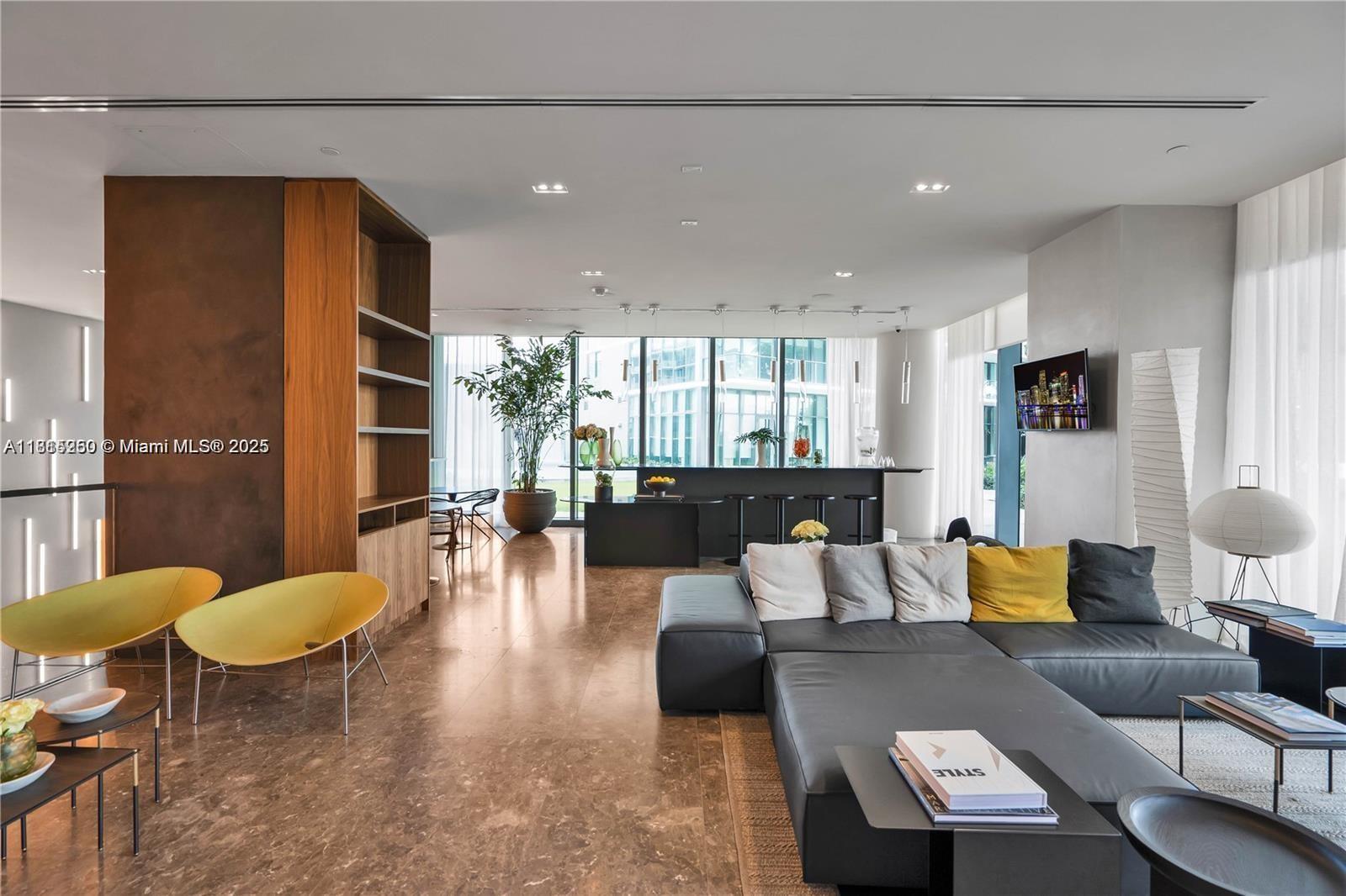 PARAISO BAY CONDO - Residential Lease