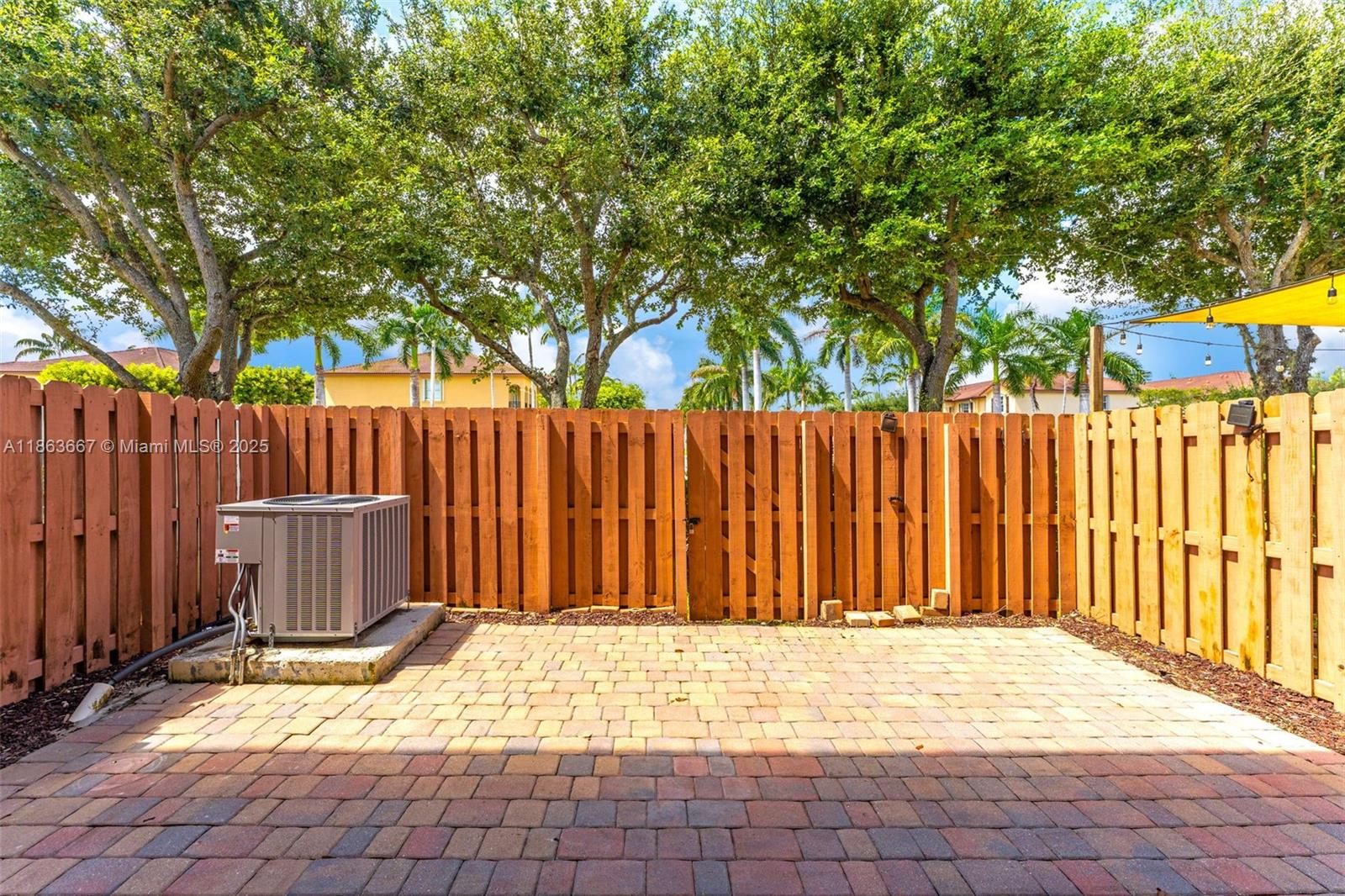 COURTS AT TUSCANY - Residential