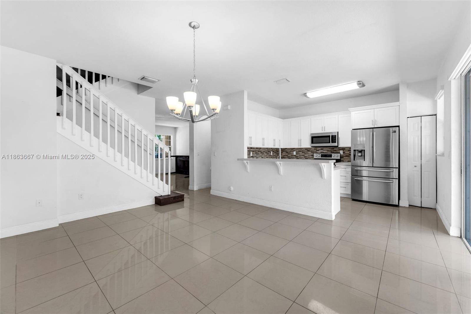 COURTS AT TUSCANY - Residential